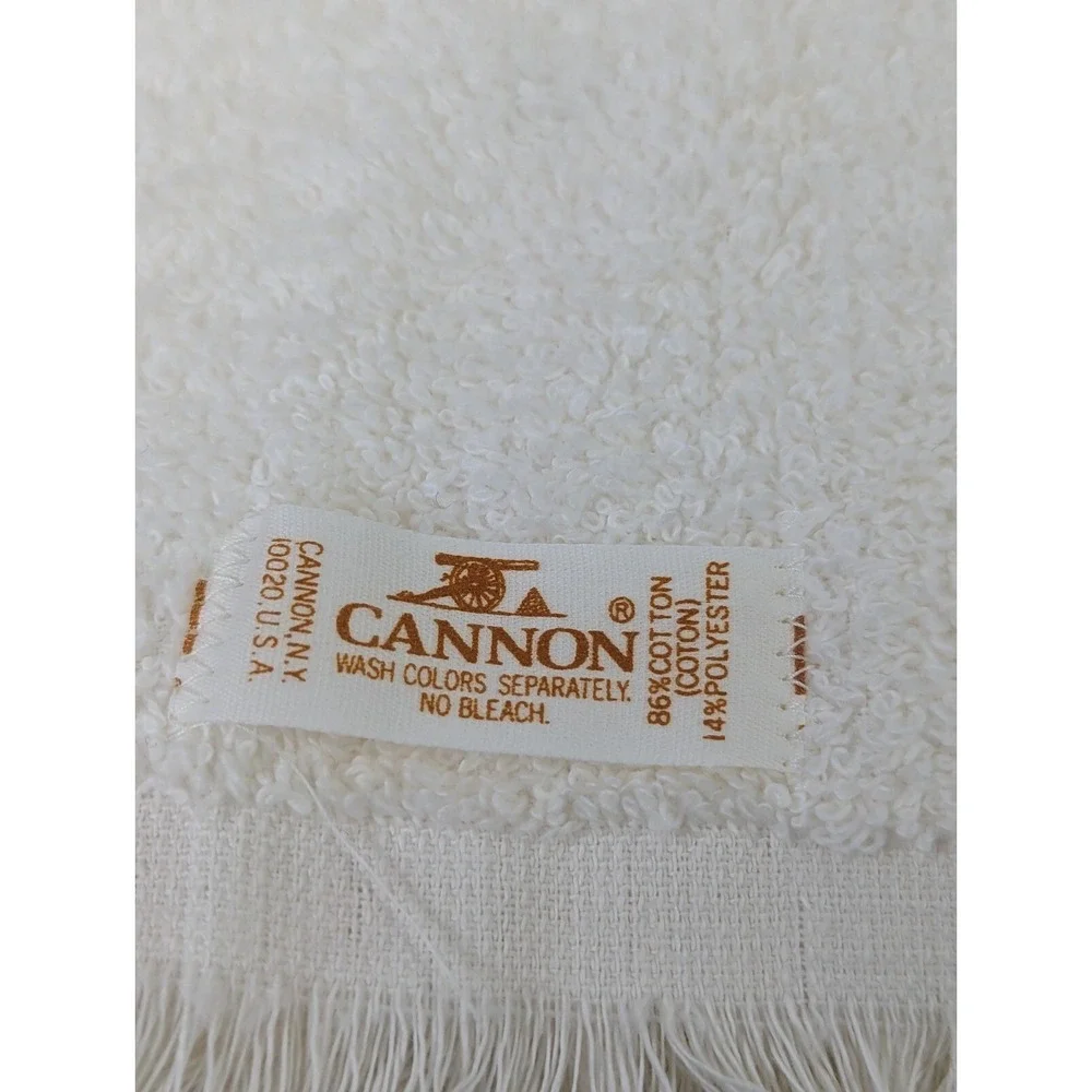 Vintage Cannon Hand Towel Christmas Carolers Tree 15x24 Inch
